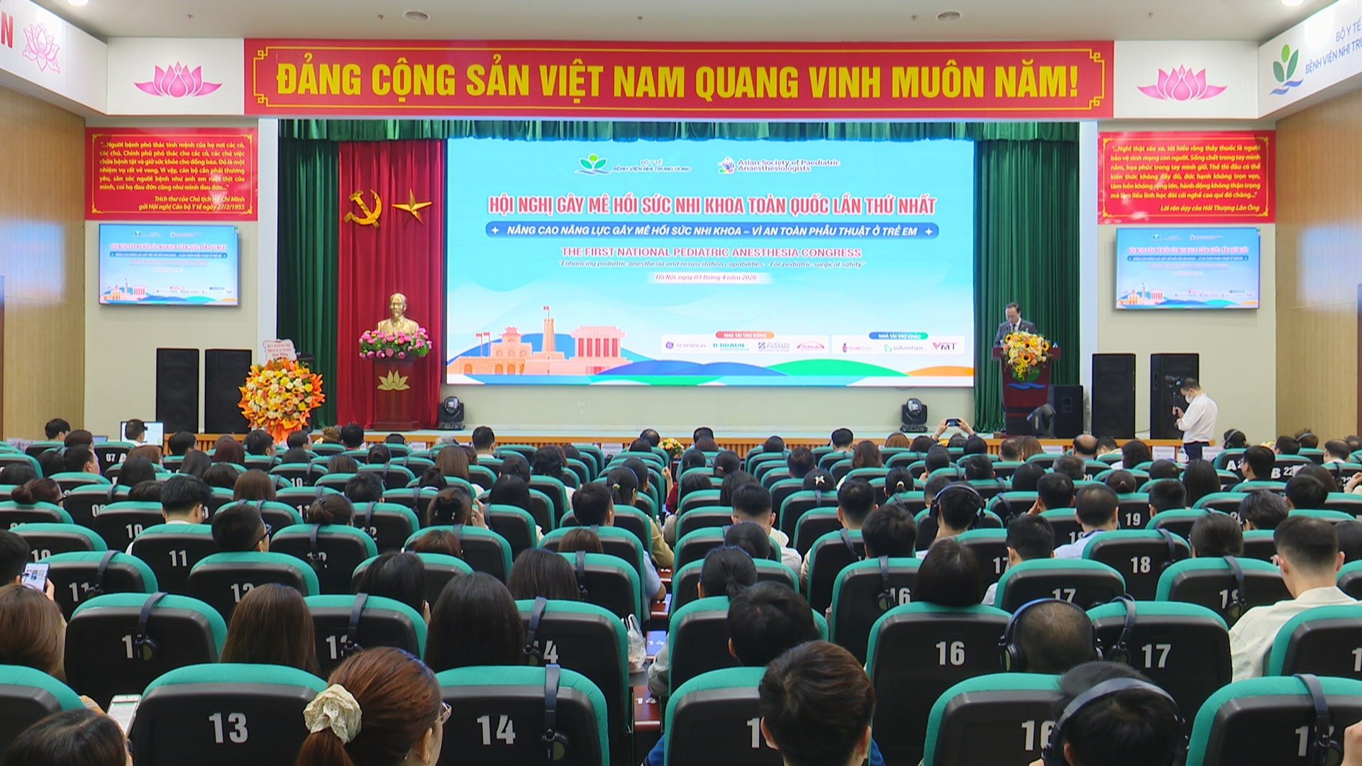Từ phòng mổ đến công nghệ cao: Gây mê hồi sức nhi khẳng định vai trò then chốt- Ảnh 1.