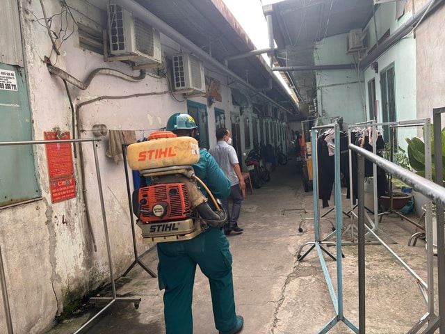 TPHCM đề xuất khám sức khỏe miễn phí cho người lao động tự do, công nhân trên địa bàn không cần nơi cư trú- Ảnh 3. TPHCM đề xuất khám sức khỏe miễn phí cho người lao động tự do, công nhân trên địa bàn không cần nơi cư trú- Ảnh 3.