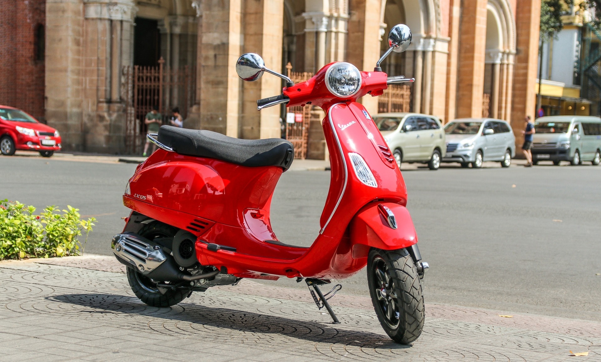 Bảng giá xe Piaggio Vespa LX 125 mới nhất tháng 4/2026 - 1