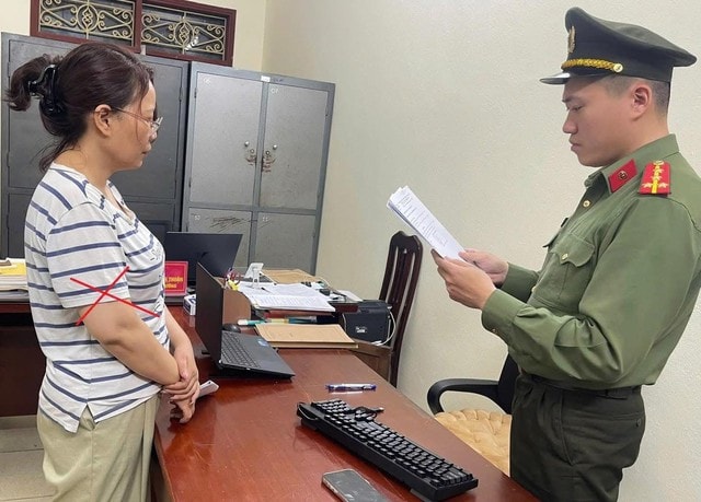 Mất hơn 1 tỉ đồng mới phát hiện 'bạn trai' là phụ nữ- Ảnh 1.