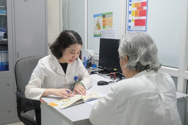 Ngày Sức khỏe toàn dân 7/4: Bí quyết sống khỏe, sống thọ cho người cao tuổi- Ảnh 1. Ngày Sức khỏe toàn dân 7/4: Bí quyết sống khỏe, sống thọ cho người cao tuổi- Ảnh 1.