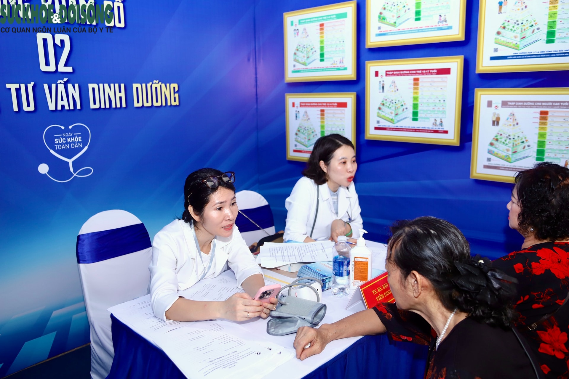 Đông đảo người dân tham gia thăm khám, trải nghiệm tại Ngày Sức khỏe toàn dân 7/4- Ảnh 4.