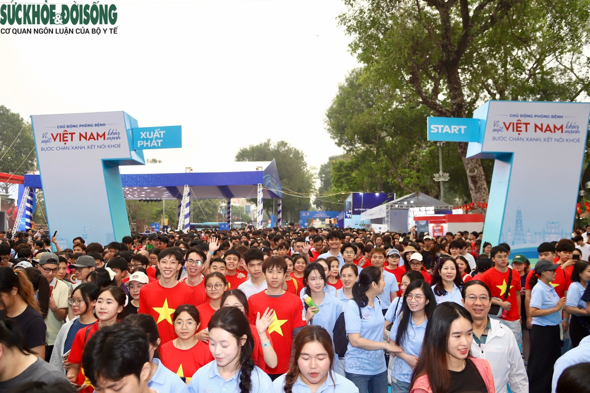 Đông đảo người dân tham gia thăm khám, trải nghiệm tại Ngày Sức khỏe toàn dân 7/4- Ảnh 11.