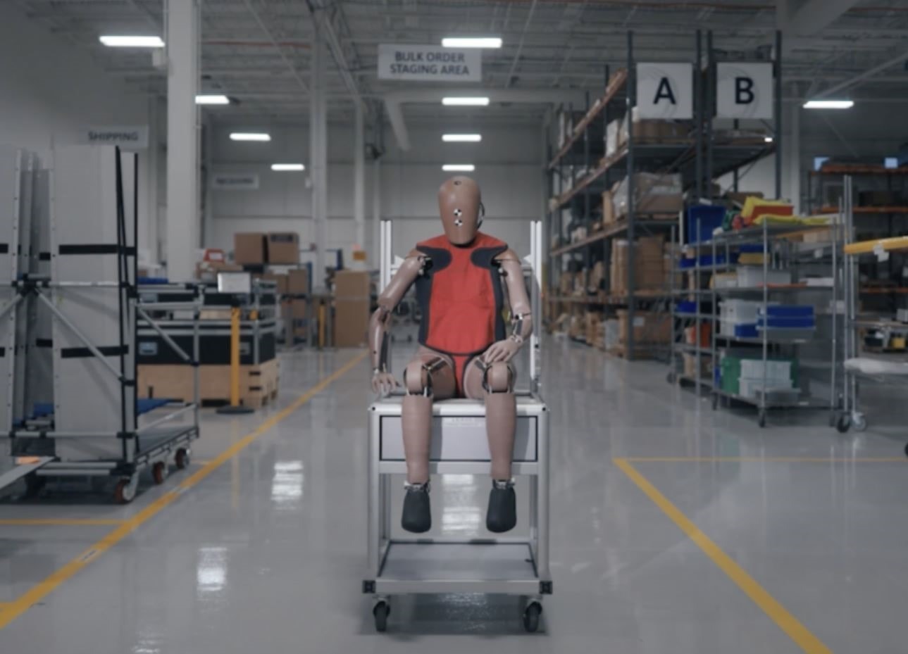 Hình nộm nữ giới phiên bản tiên tiến THOR-5F. (Ảnh: The New York Times)