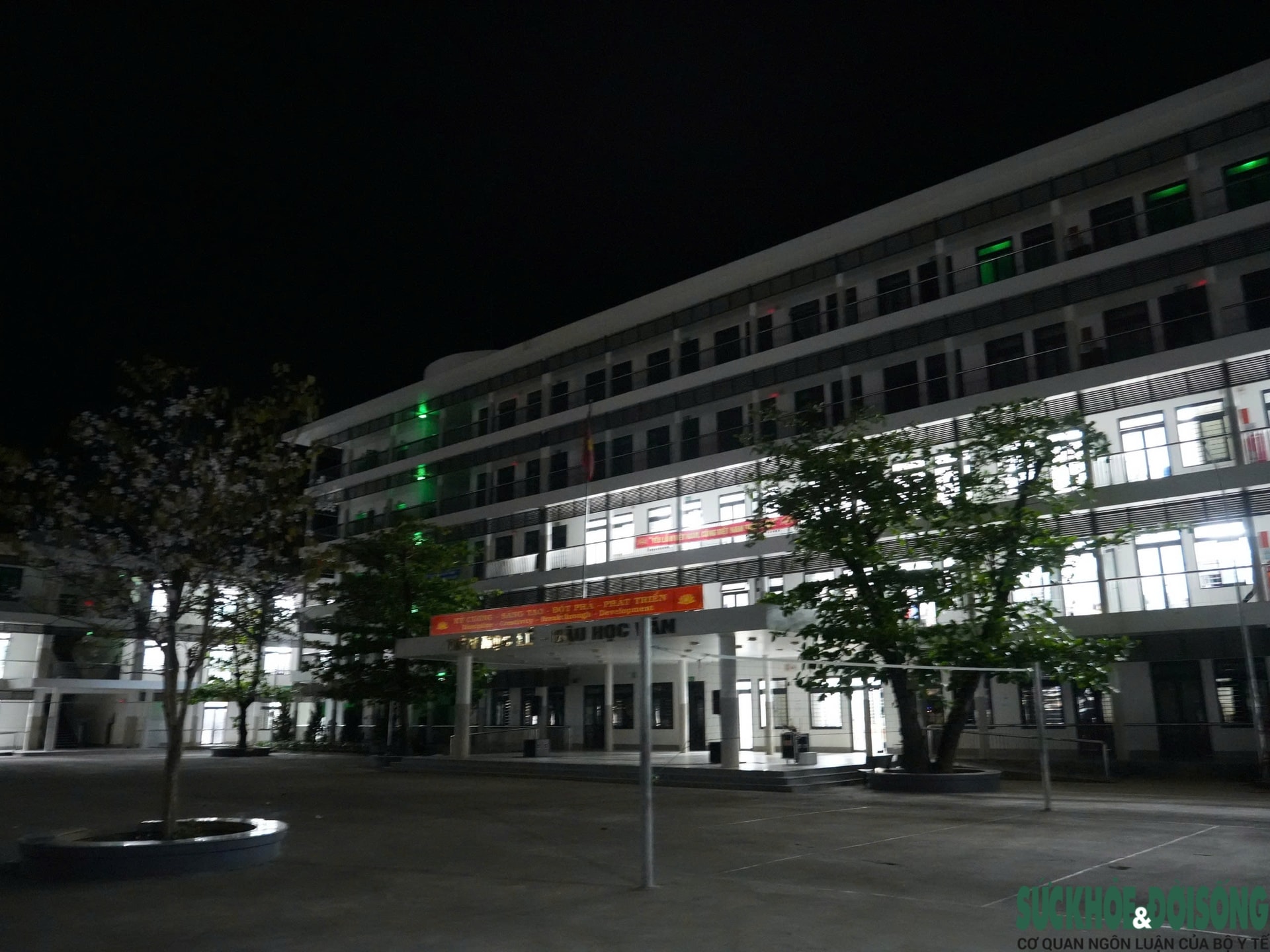 Trường học 'mặc áo' bán trú, vận hành như nội trú- Ảnh 3. Trường học 'mặc áo' bán trú, vận hành như nội trú- Ảnh 3.