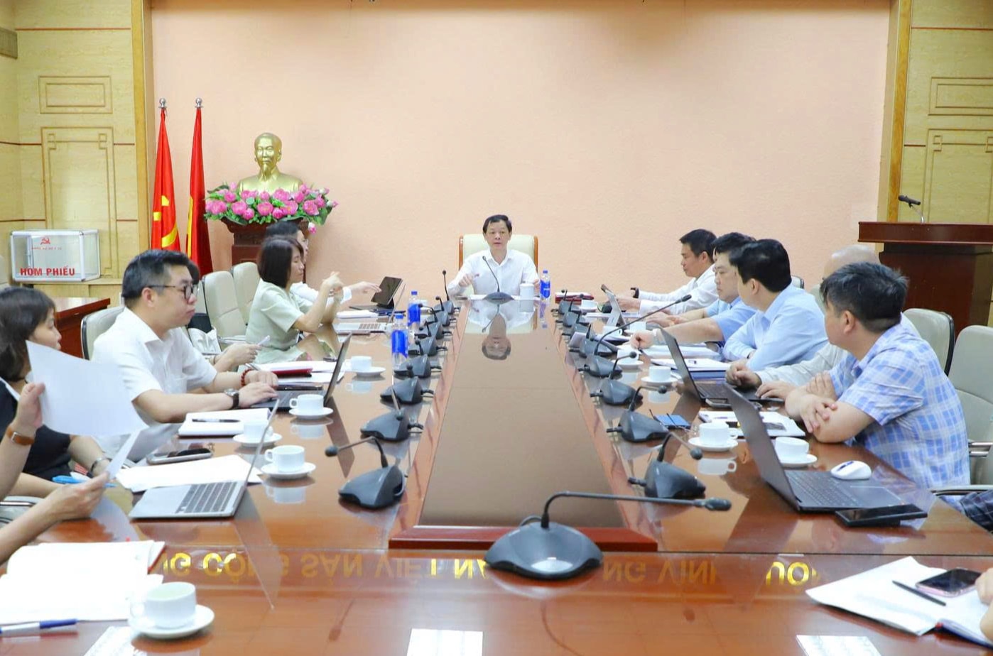 Thúc đẩy tiến độ thực hiện chuyển đổi số y tế, bệnh án điện tử và sổ sức khoẻ điện tử- Ảnh 6.