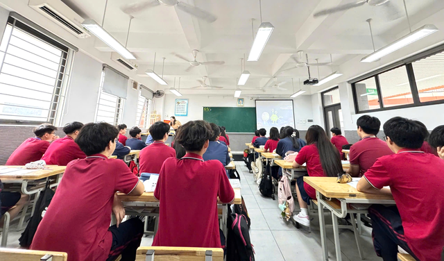 Năm 2026, giáo viên các cấp được nghỉ hè trong bao lâu?- Ảnh 1.