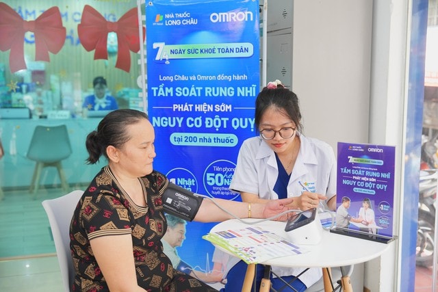 Việt Nam lần đầu tổ chức 'Ngày sức khỏe toàn dân': Long Châu và Bayer cùng ngành y tế đẩy lùi gánh nặng đột quỵ trong cộng đồng, bắt đầu từ sự chủ động- Ảnh 5.