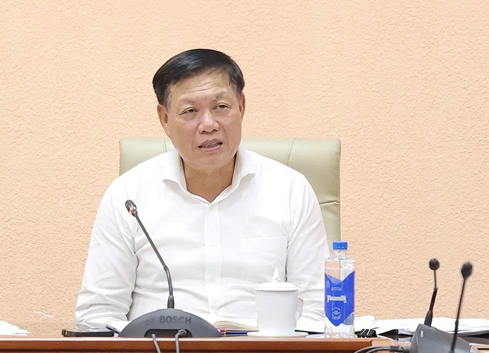 Đẩy nhanh tiến độ hoàn thiện thể chế, nâng cao hiệu lực, hiệu quả quản lý nhà nước về an toàn thực phẩm- Ảnh 1.