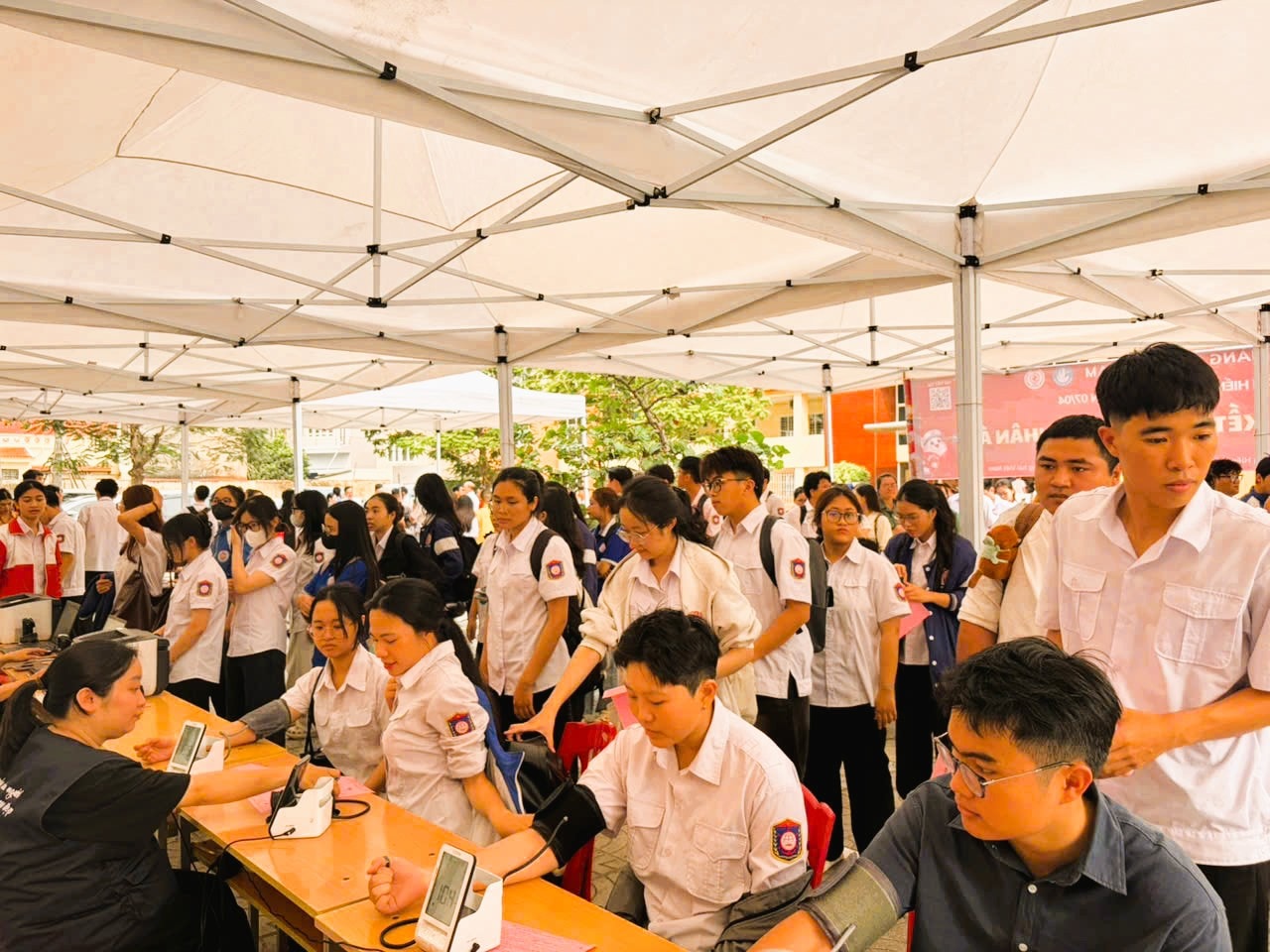 Hải Phòng lan tỏa thông điệp sống khỏe, sống nhân ái từ Ngày Sức khỏe toàn dân 7/4- Ảnh 4.