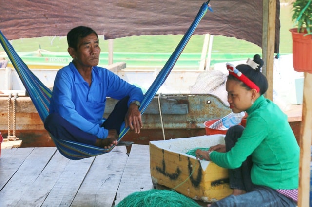 Ở nơi nhiều người dân chân hầu như không 'chạm mặt đất'- Ảnh 10.