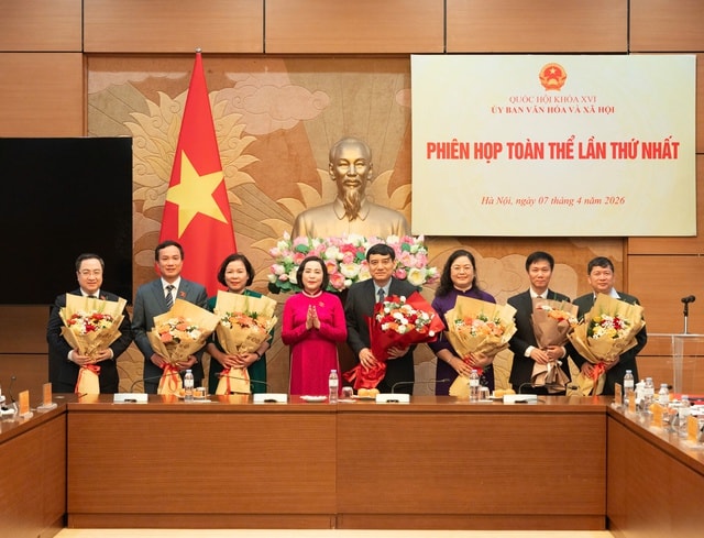 Ủy ban VHXH khóa XVI họp phiên đầu tiên, triển khai nhiều nội dung quan trọng- Ảnh 2.