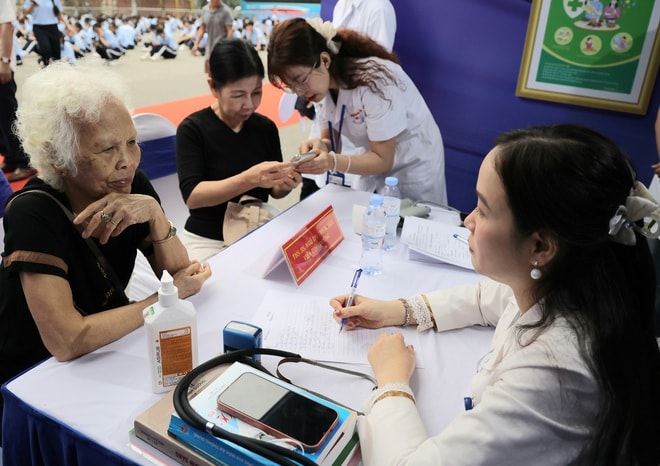 Hôm nay, Ngày Sức khỏe toàn dân 7/4: Lời hiệu triệu của Ý Đảng – Lòng Dân- Ảnh 3.