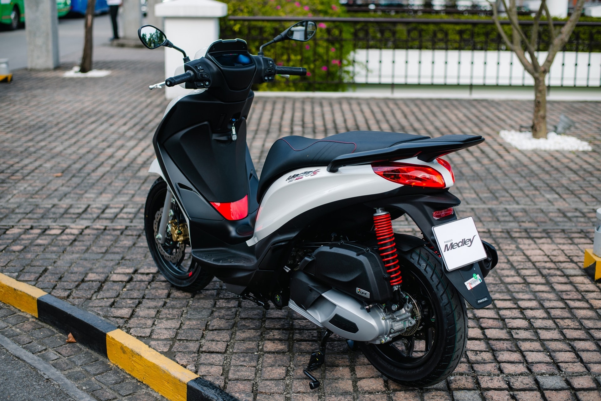 Bảng giá xe Piaggio Medley mới nhất tháng 4/2026 - 3