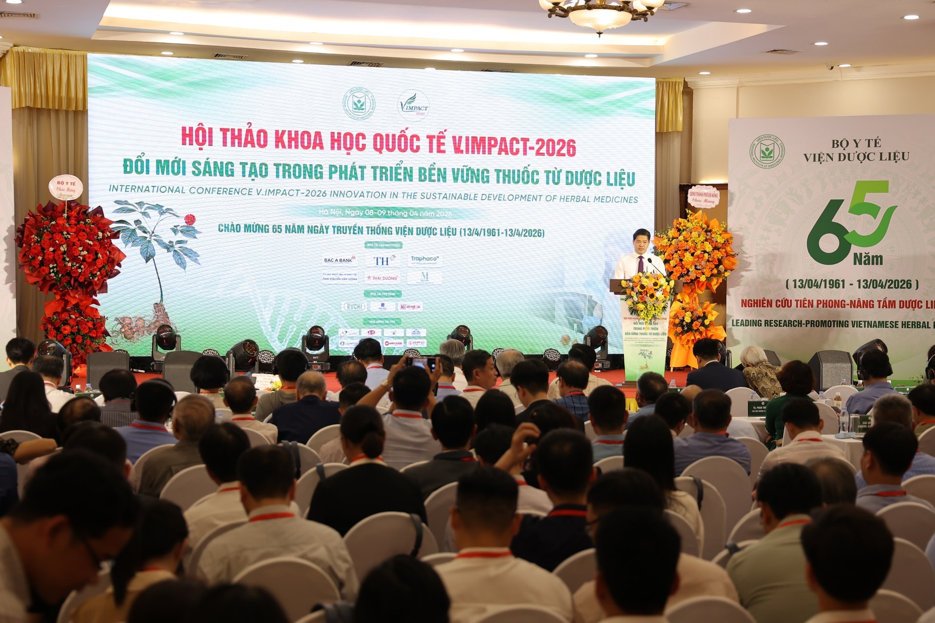 Đổi mới sáng tạo để đưa 'kho báu' dược liệu thành trụ cột trong chăm sóc sức khỏe, phát triển kinh tế- Ảnh 4.