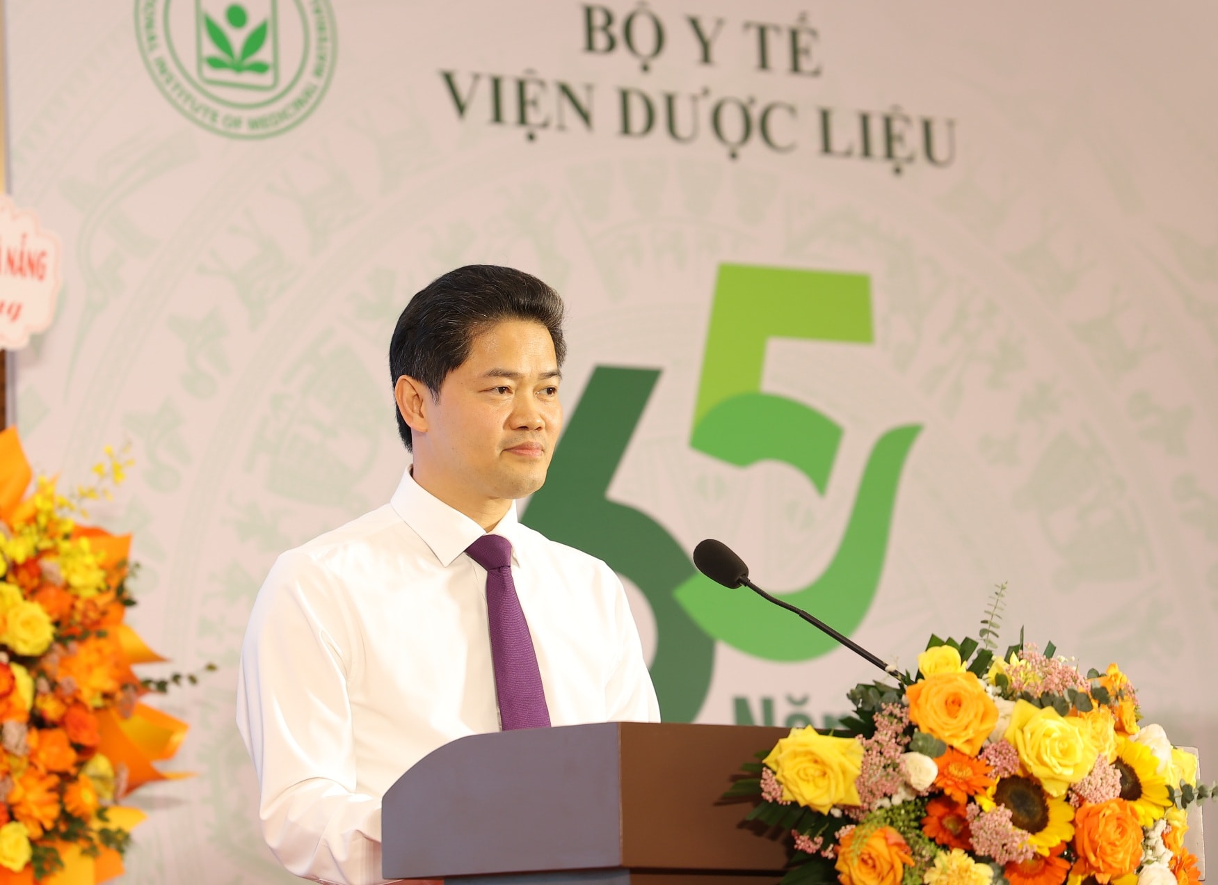 Đổi mới sáng tạo để đưa 'kho báu' dược liệu thành trụ cột trong chăm sóc sức khỏe, phát triển kinh tế- Ảnh 1.