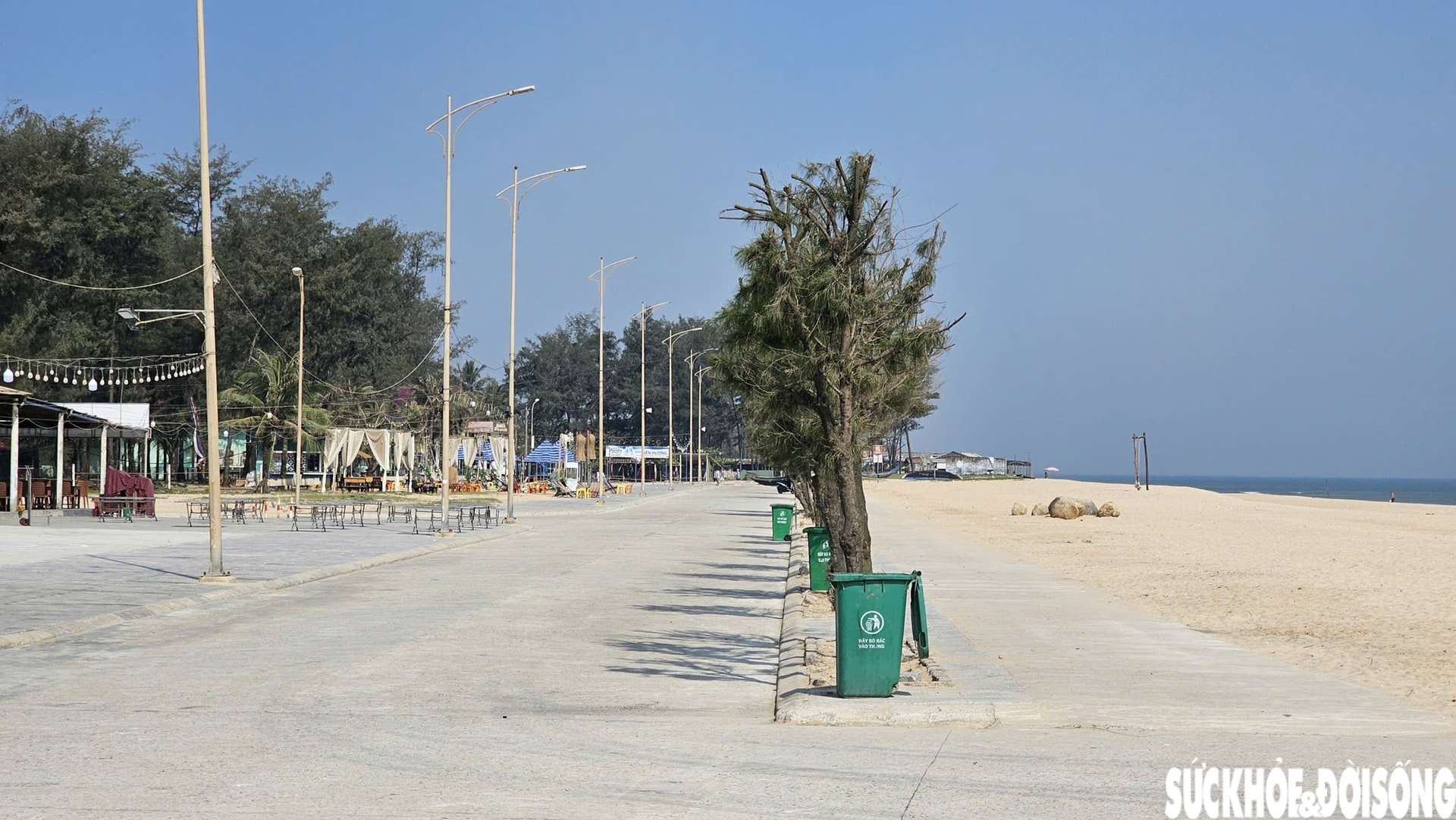 Oằn mình vượt qua nhiều đợt mưa bão, bãi biển nổi tiếng ở Huế vào mùa đón khách- Ảnh 5.