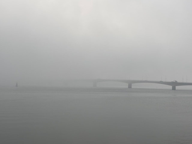 Đồng Hới chìm trong sương mù- Ảnh 9.