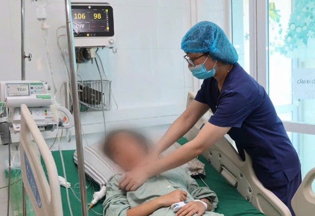 Nhiều người bị rắn cắn ngay khi ở nhà- Ảnh 1.