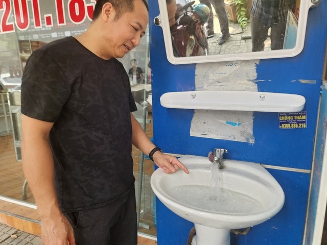 Hiện tượng nước sinh hoạt sủi bọt trắng xóa tại Thanh Hóa: Người dân mong sớm có lời giải- Ảnh 1.