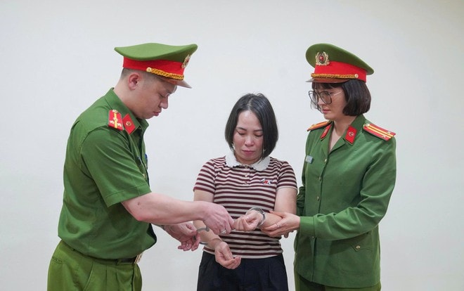 Phú Thọ: 4 cán bộ bị bắt tạm giam vì nâng khống tiền ăn của người tâm thần, học sinh dân tộc- Ảnh 4. Phú Thọ: 4 cán bộ bị bắt tạm giam vì nâng khống tiền ăn của người tâm thần, học sinh dân tộc- Ảnh 4.