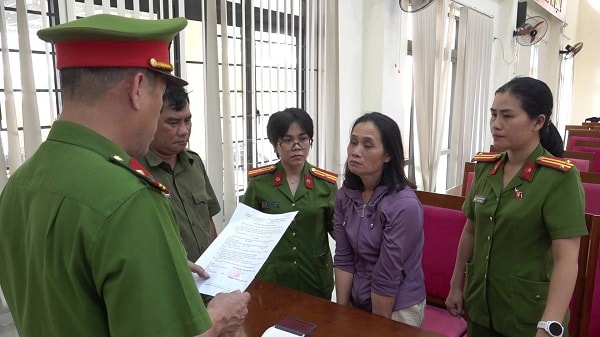 Bắt tạm giam người phụ nữ ngang nhiên chiếm giữ nhà của người khác- Ảnh 1.