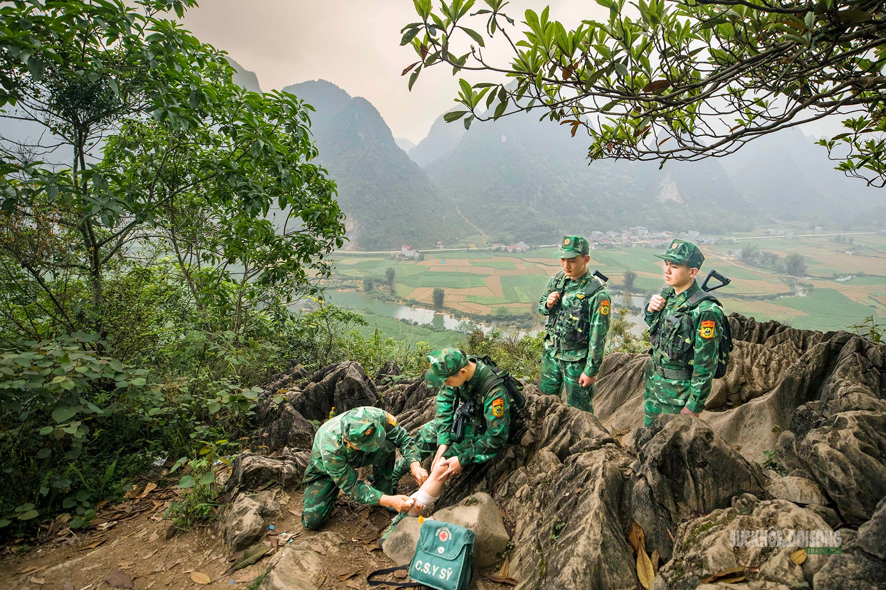 'Trạm xá di động' giữa đại ngàn biên giới- Ảnh 3.