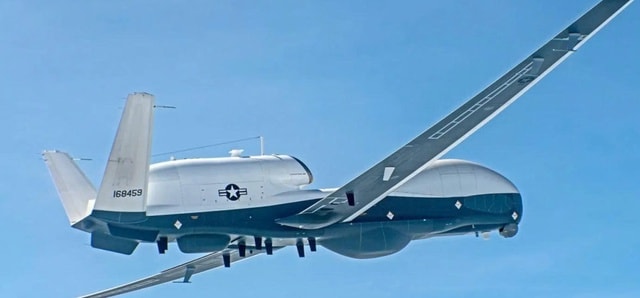 UAV 'mắt thần' của Mỹ mất tích bí ẩn trên Vịnh Ba Tư- Ảnh 1. UAV 'mắt thần' của Mỹ mất tích bí ẩn trên Vịnh Ba Tư- Ảnh 1.