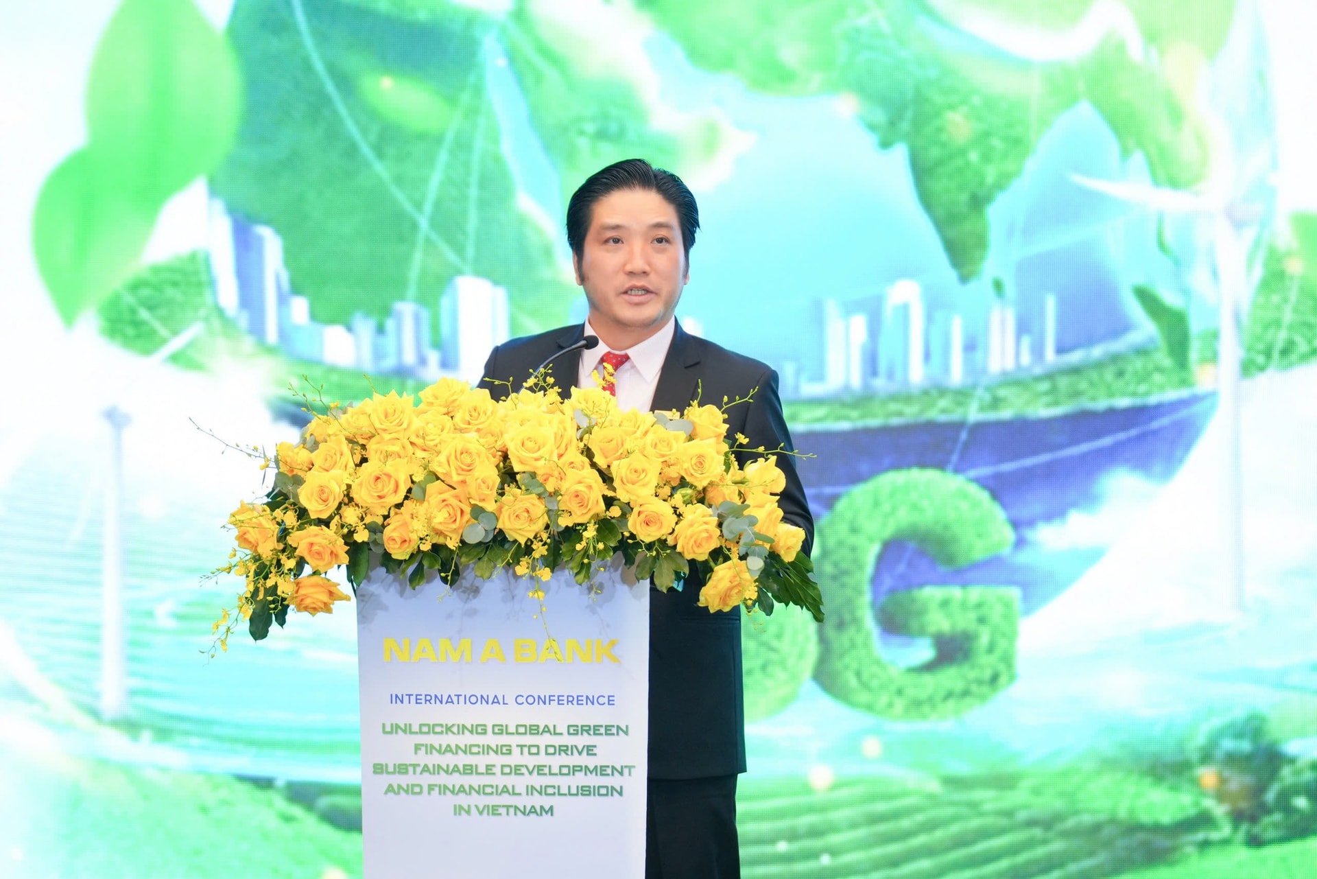 trần khải hoàn.jpg trần khải hoàn.jpg