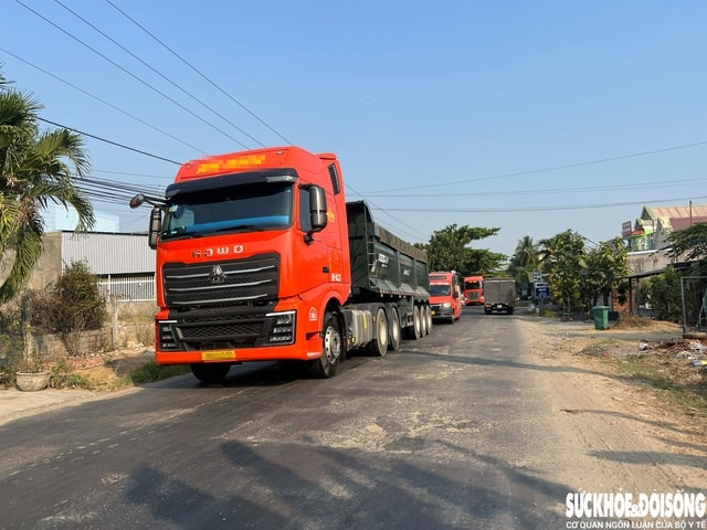 Người dân bất an khi lưu thông trên Quốc lộ 27 chật hẹp, xuống cấp, nhiều xe tải- Ảnh 7.