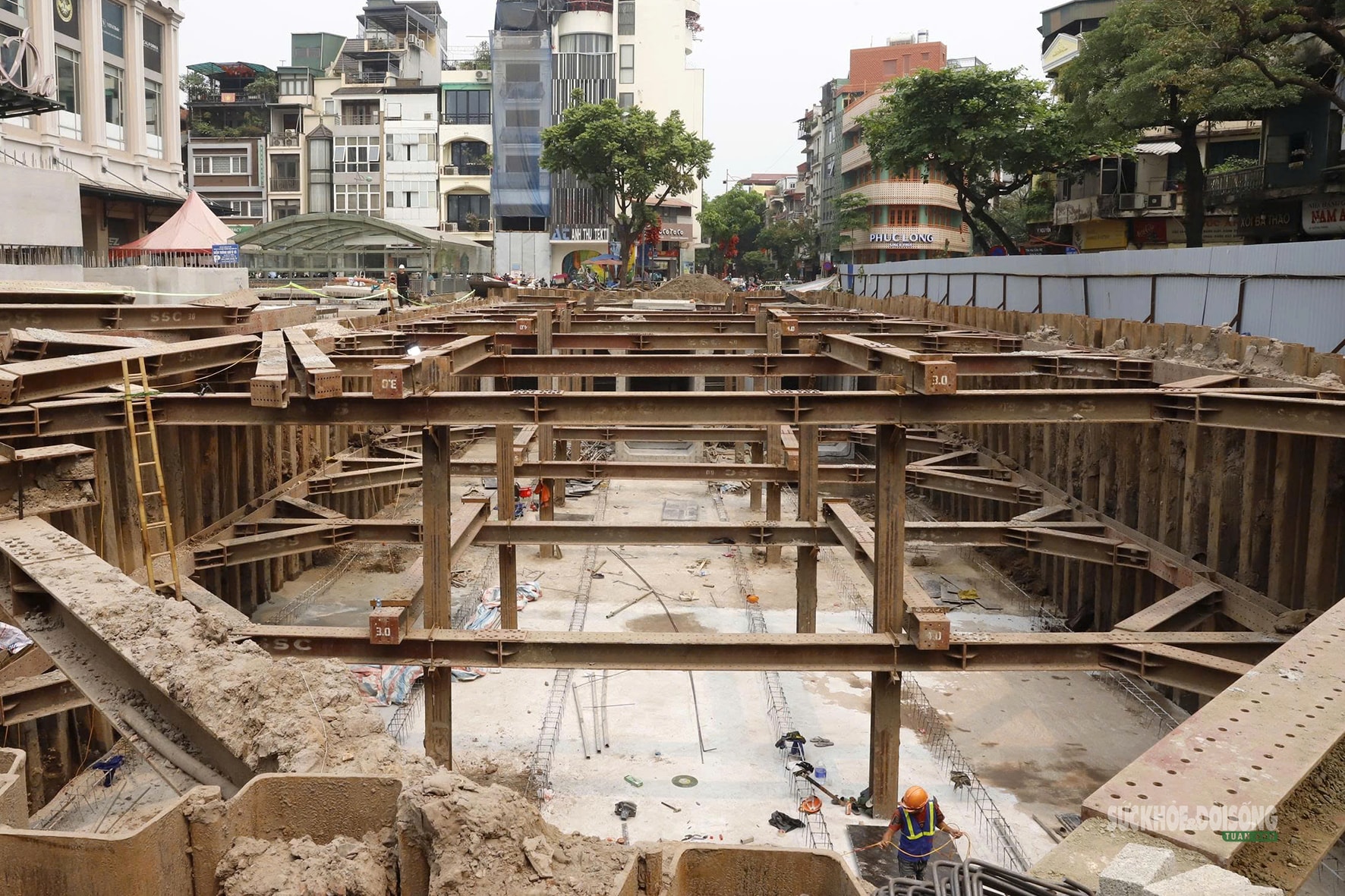 Cận cảnh 'siêu bể' chống ngập dưới lòng phố cổ Hà Nội- Ảnh 3.