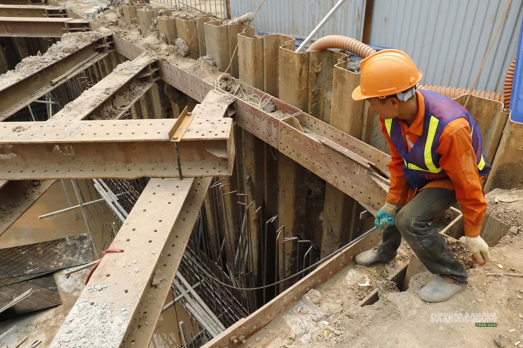 Cận cảnh 'siêu bể' chống ngập dưới lòng phố cổ Hà Nội- Ảnh 5.