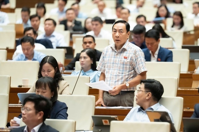 Sửa Luật Thủ đô: Cần giải bài toán ô nhiễm, giãn dân và ùn tắc giao thông- Ảnh 1.