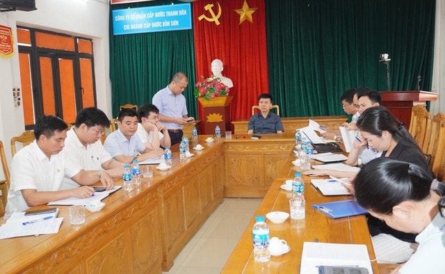 Người dân cần làm gì khi nước sinh hoạt có hiện tượng sủi bất thường?- Ảnh 1.