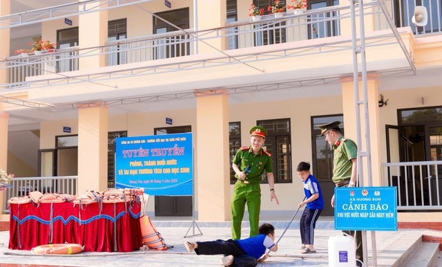 Trang bị 'vàng' giúp trẻ phòng chống đuối nước- Ảnh 4.