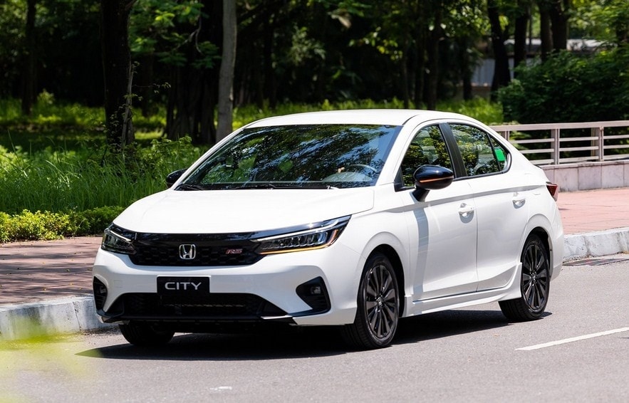 Honda City giữ vị trí thứ hai nhờ tập trung vào trải nghiệm người lái và thiết kế hiện đại.