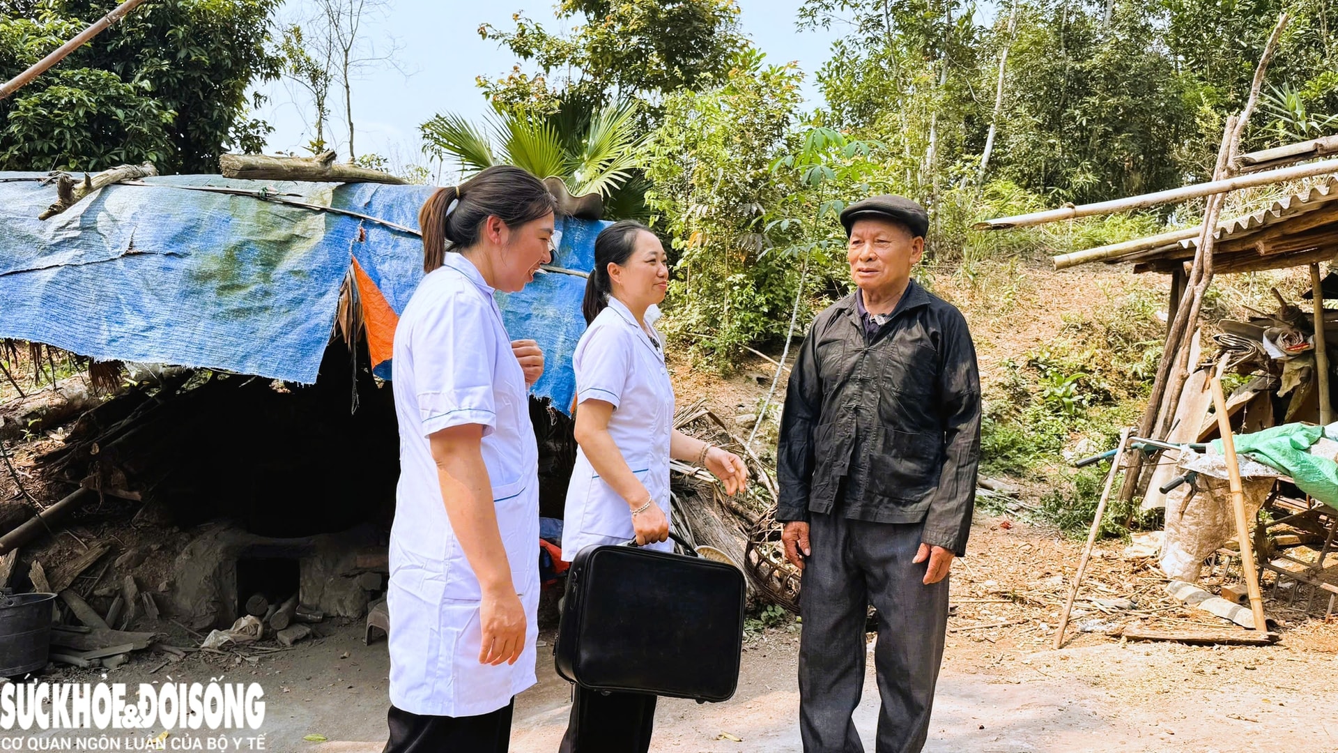 Quảng Ninh quyết tháo gỡ ‘điểm nghẽn’ cho y tế cơ sở- Ảnh 1. Quảng Ninh quyết tháo gỡ ‘điểm nghẽn’ cho y tế cơ sở- Ảnh 1.