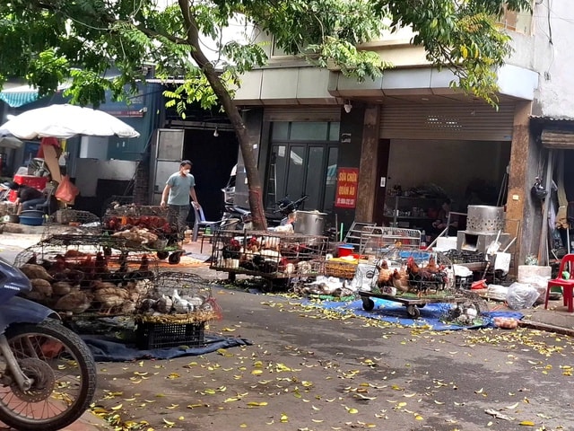 Giá xăng dầu giảm, giá chợ có 'hạ nhiệt'?- Ảnh 1.