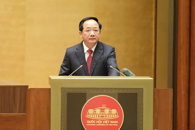 Công tác chính trị, tư tưởng: Nhiệm vụ 'không có khoảng trống' trong xây dựng Đảng- Ảnh 3.