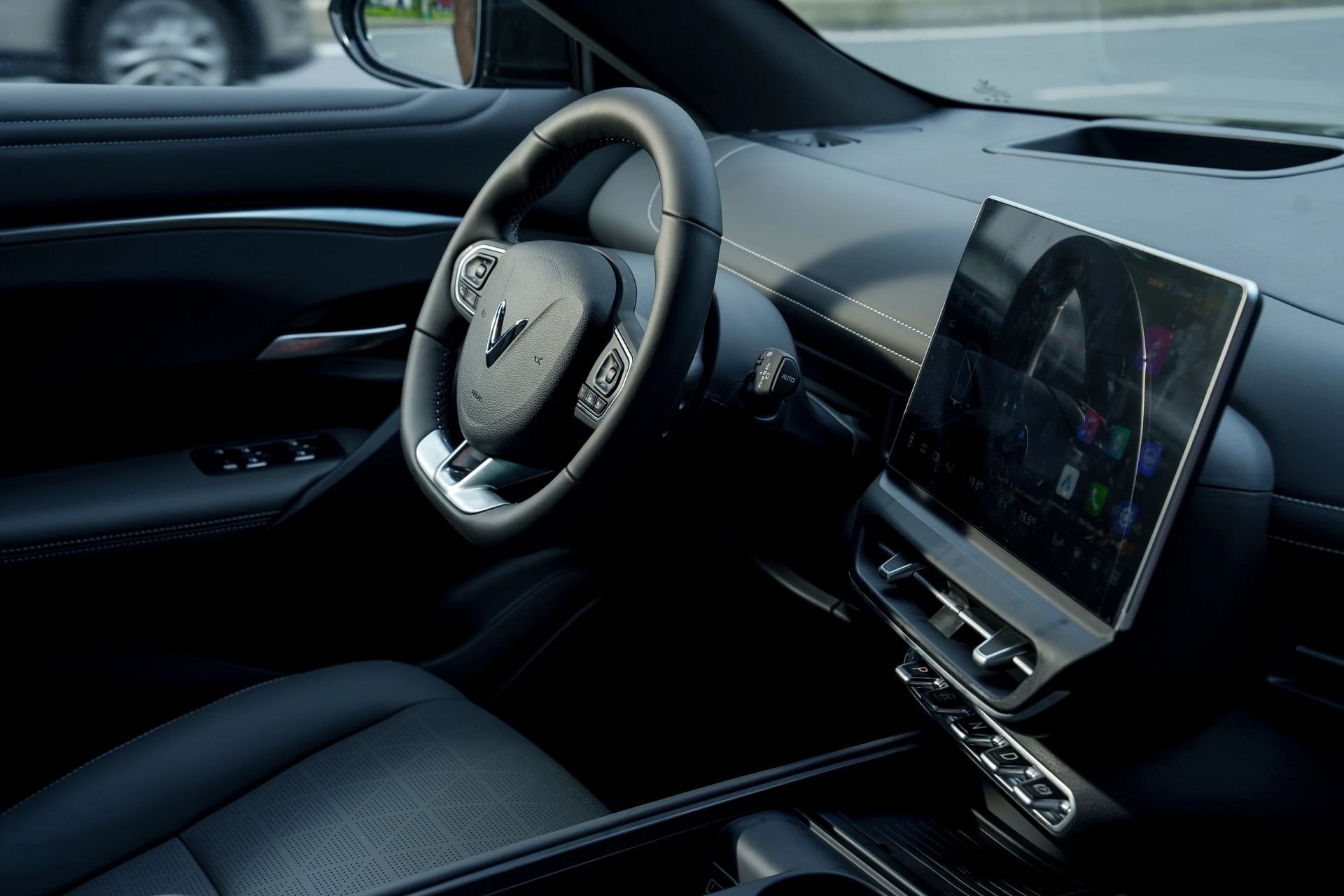 Bảng giá xe VinFast VF 7 mới nhất tháng 4/2026 - 3