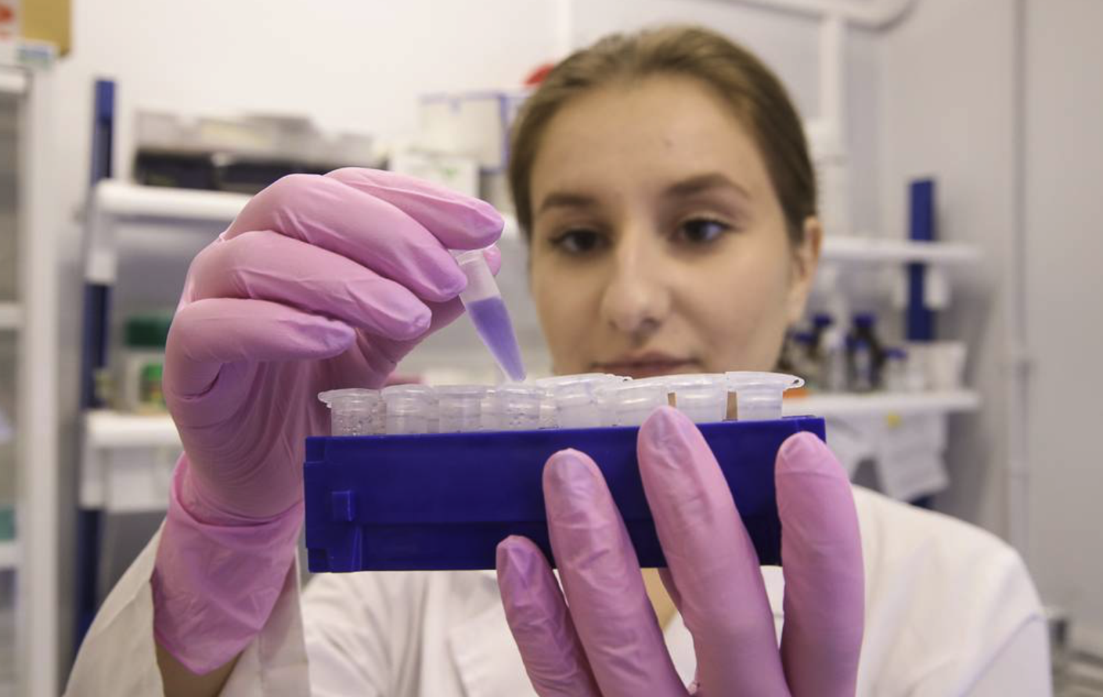 Nga cấp phép sử dụng lâm sàng vaccine ung thư cá nhân hóa thứ hai- Ảnh 1.