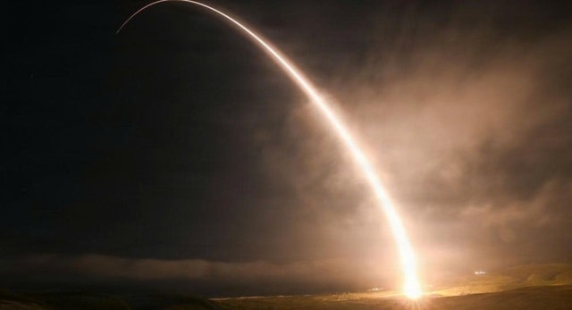 Ukraine bí mật phóng tên lửa lên không gian nhằm đối phó tên lửa siêu thanh Nga- Ảnh 1.