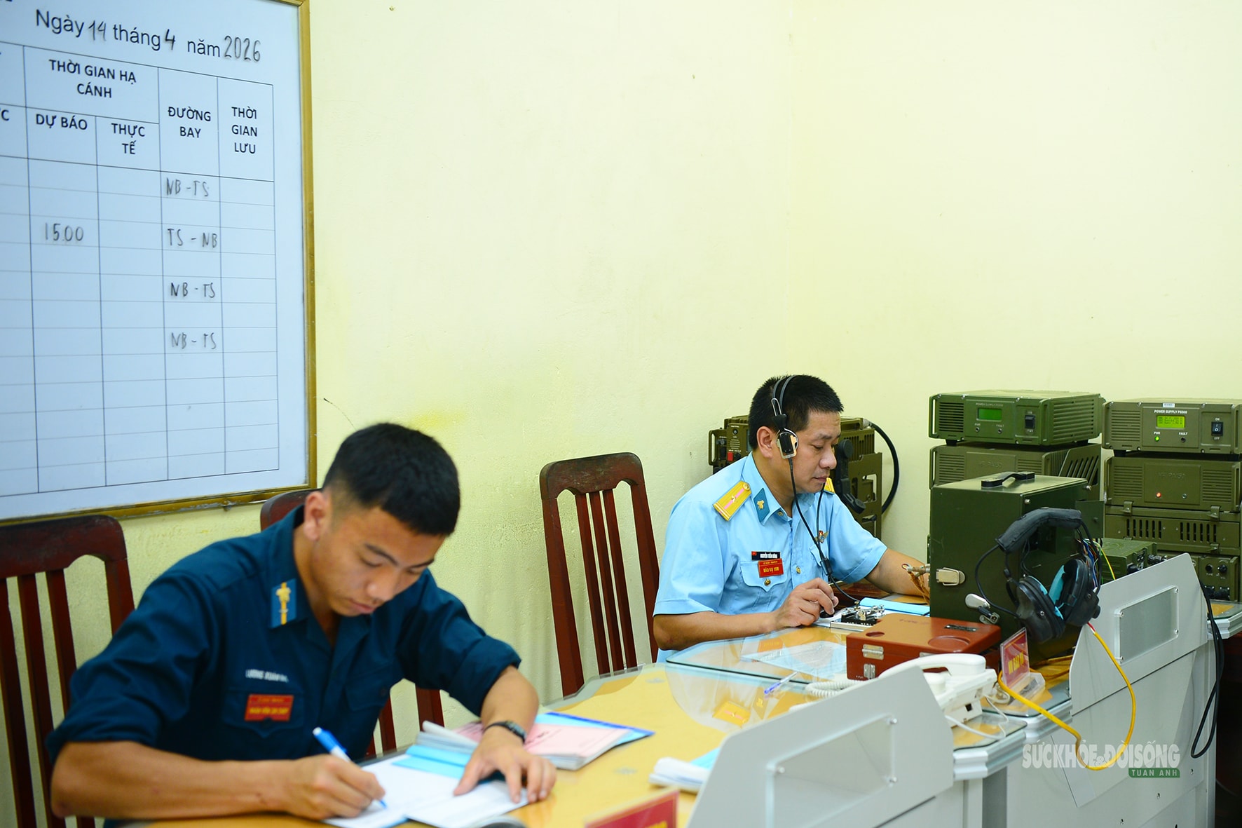 Những người đi tìm tín hiệu giữa đại ngàn- Ảnh 3.