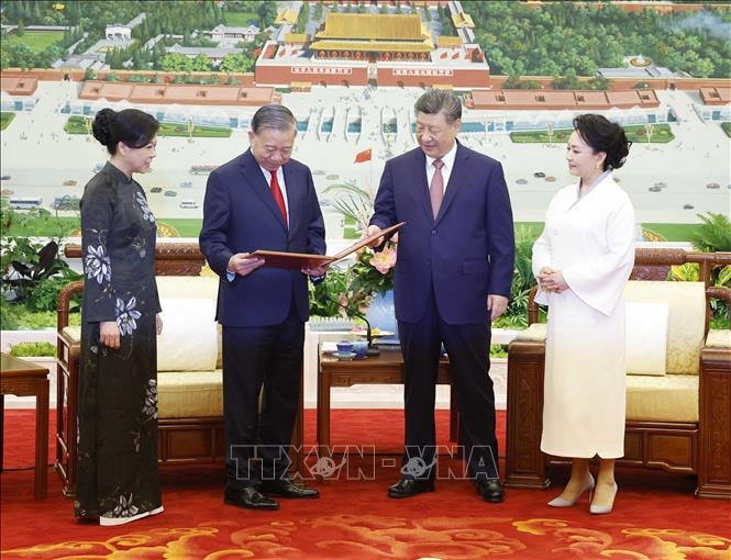 Tổng Bí thư, Chủ tịch nước Tô Lâm và Phu nhân cùng Tổng Bí thư, Chủ tịch nước Tập Cận Bình và Phu nhân dự tiệc trà- Ảnh 3.