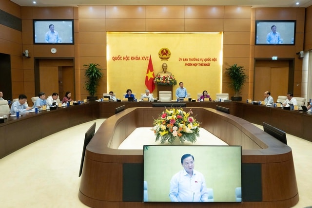 Làm rõ thẩm quyền HĐND, UBND, Chủ tịch UBND trong Luật Thủ đô (sửa đổi)- Ảnh 1.