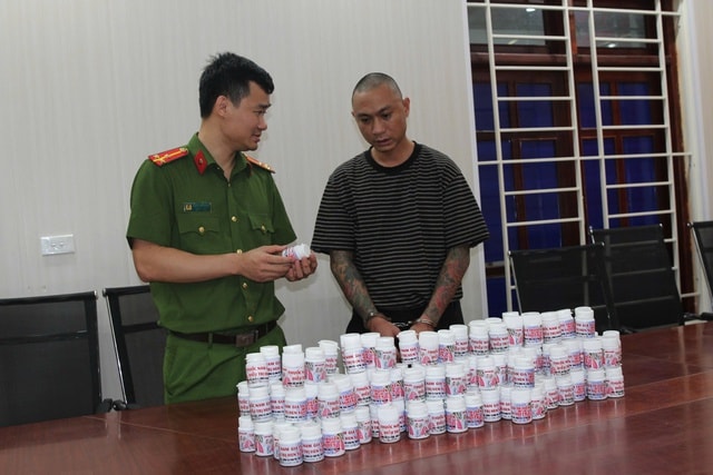 Vụ thuốc hen 'gia truyền' chứa chất cấm: Bắt một đối tượng- Ảnh 1.