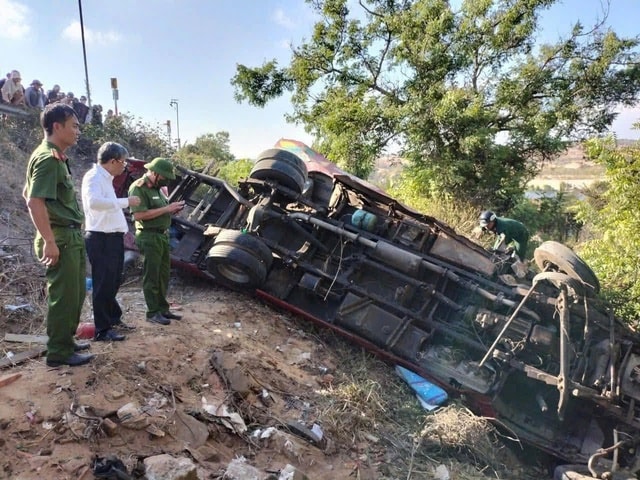 3 tháng đầu năm, Lâm Đồng có 196 vụ tai nạn, 117 người chết: UBND tỉnh chỉ đạo 'nóng' - Ảnh 1.