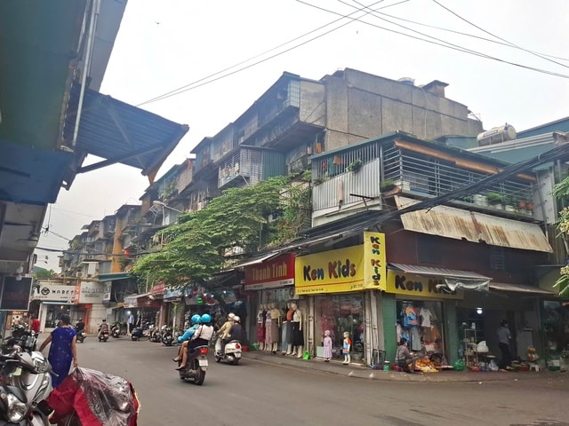 Tận thấy sự 'cũ kỹ' của Khu tập thể Thanh Xuân Bắc trước đề xuất cải tạo- Ảnh 2.