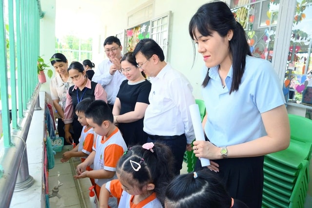 Viện Pasteur TPHCM giám sát phòng, chống tay chân miệng và sốt xuất huyết tại Tây Ninh- Ảnh 1.