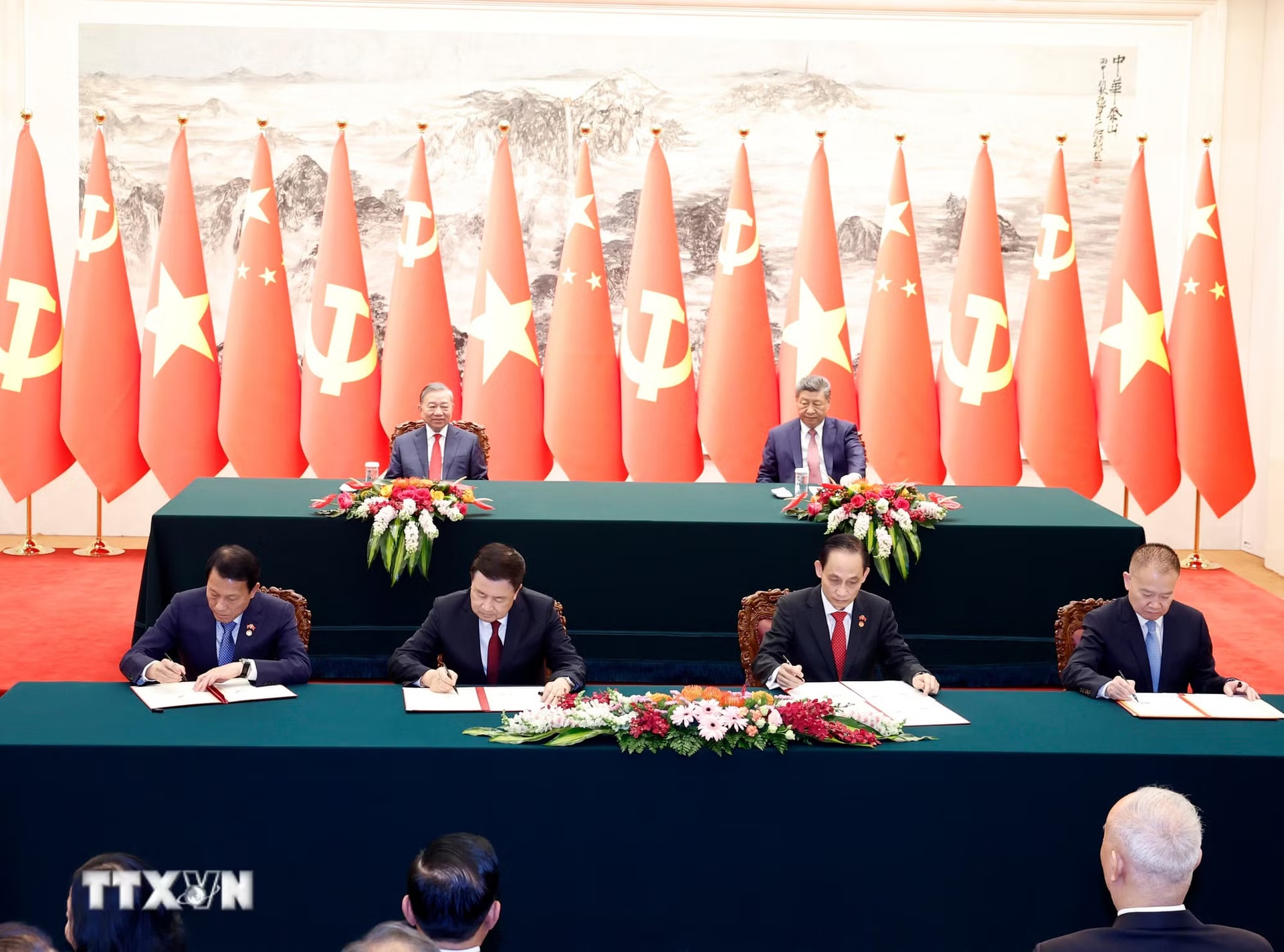 Toàn văn Tuyên bố chung giữa hai nước Việt Nam và Trung Quốc - Ảnh 3.